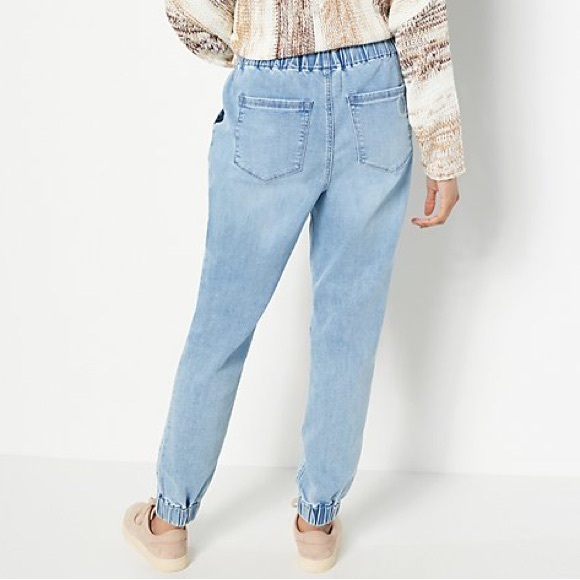 Laurie Felt Daisy Denim Jogger Pants- Indigo Washes - Picture 2 of 11